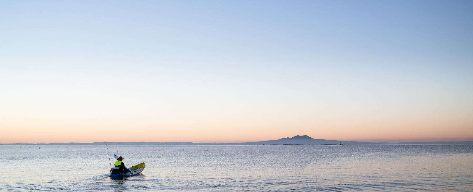 Kayaking Rangitoto Island